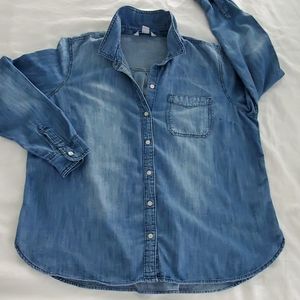 Old Navy Classic Shirt EUC